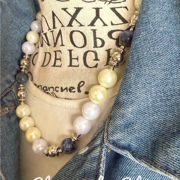 Chunky pearls and sodalite beaded necklace - Picture 3 of 6